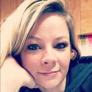 Meet your Posher, Valeria